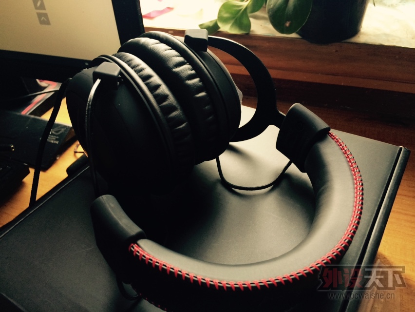 ��ʿ��HyperX Cloud Core�羺�����������顱+������޵���Ϸ������Ʒ