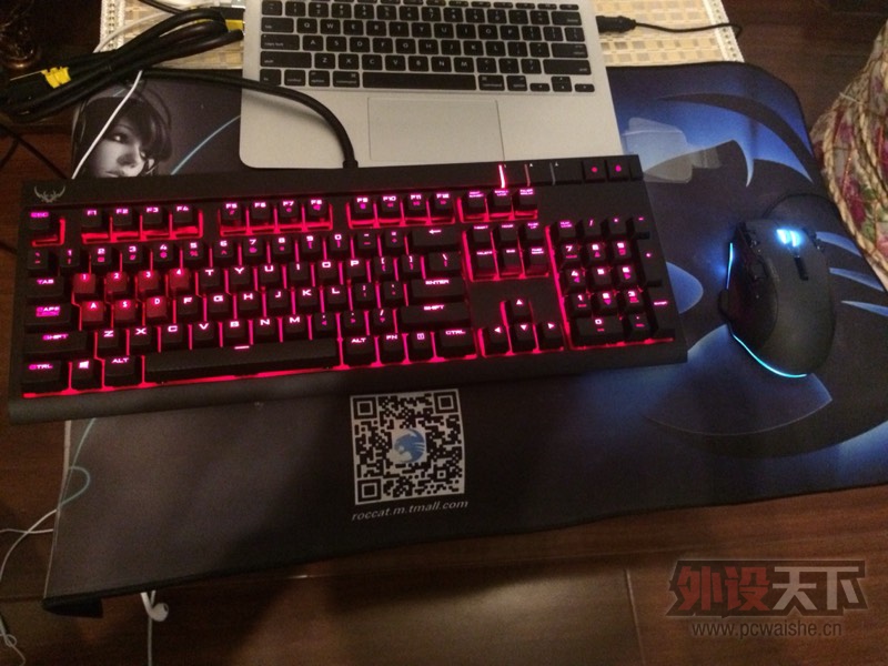 �ѳ�  ��ɾ��