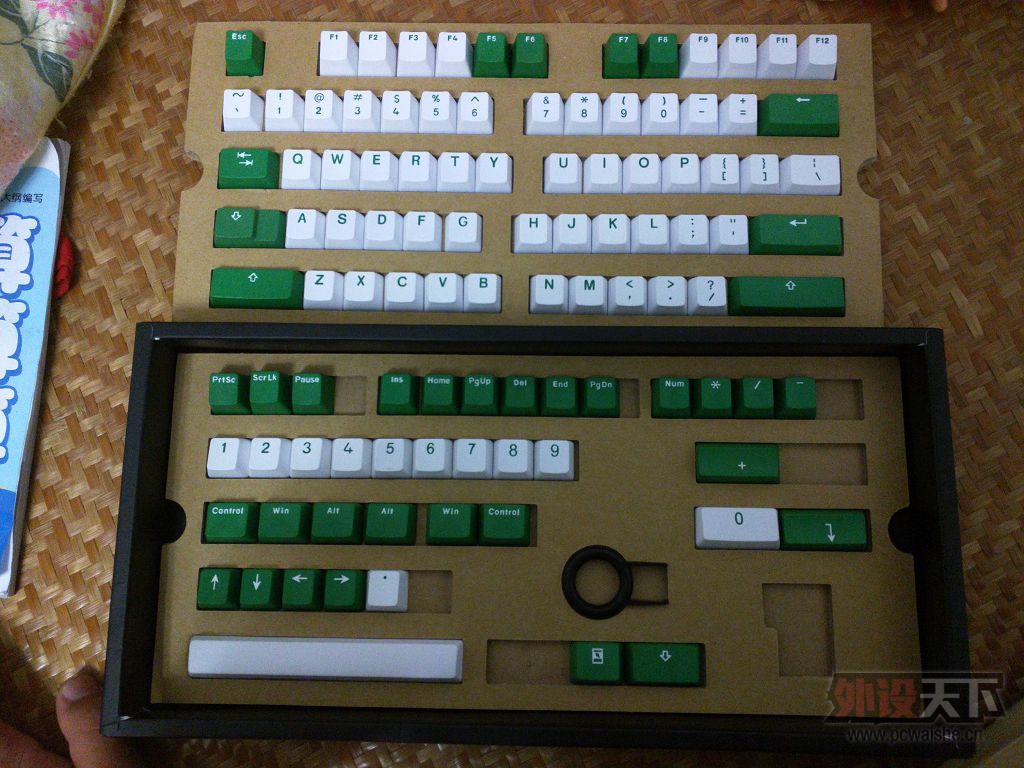 [����] �����ݡ��治���� �����ɫ��ñ ����