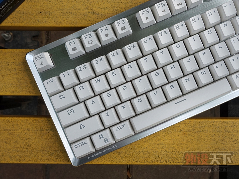 �����ı��⣬�˲�K727��е����