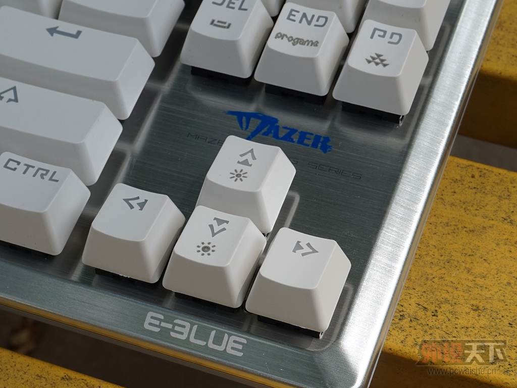 �����ı��⣬�˲�K727��е����