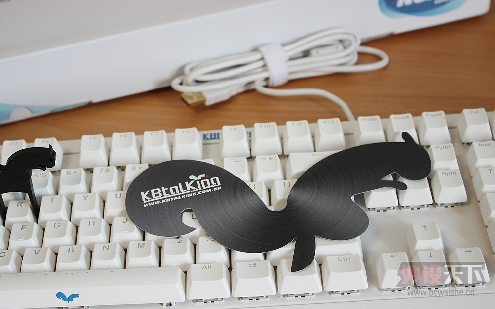 ������ ���������� С��Ducky 2087s2/KBTalking Next NT108