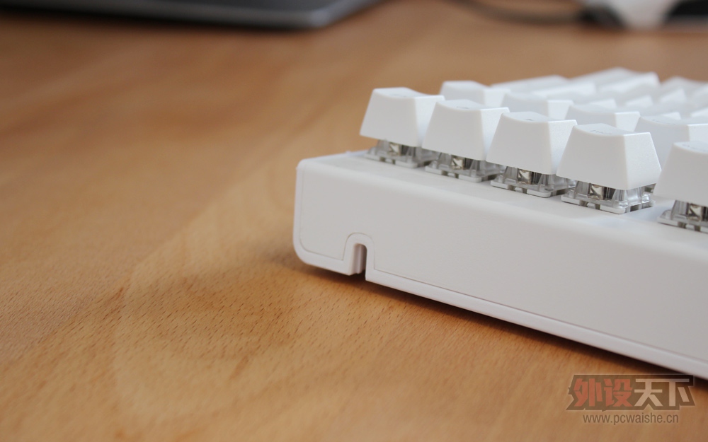 ������ ���������� С��Ducky 2087s2/KBTalking Next NT108