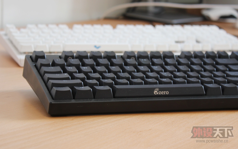 ������ ���������� С��Ducky 2087s2/KBTalking Next NT108