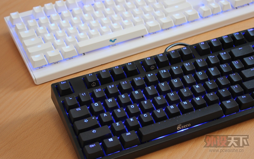 ������ ���������� С��Ducky 2087s2/KBTalking Next NT108