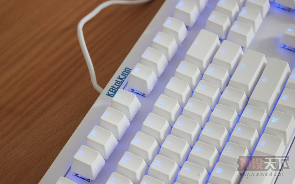 ������ ���������� С��Ducky 2087s2/KBTalking Next NT108