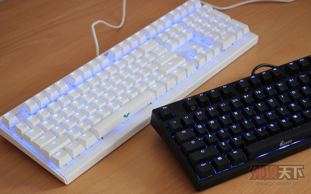 ������ ���������� С��Ducky 2087s2/KBTalking Next NT108