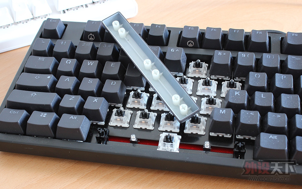 ������ ���������� С��Ducky 2087s2/KBTalking Next NT108