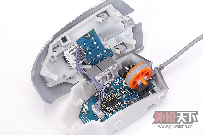 ������������Ʒָ�ϡ�����2015��8����Ʒ�̵�֮���/������