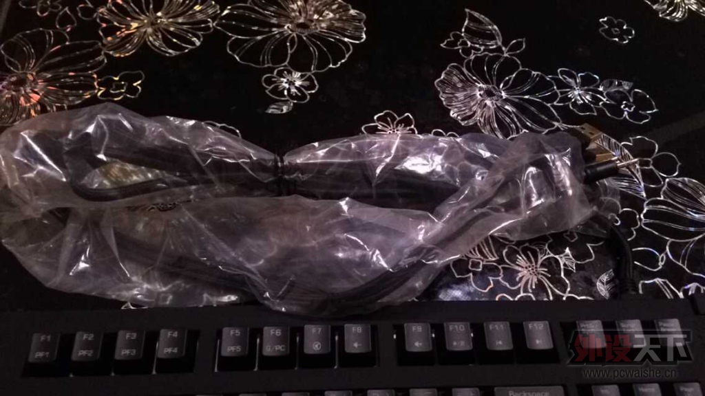 ��������Qpad mk90 RGB���� 560 (���)  �Ѳ���ͼ
