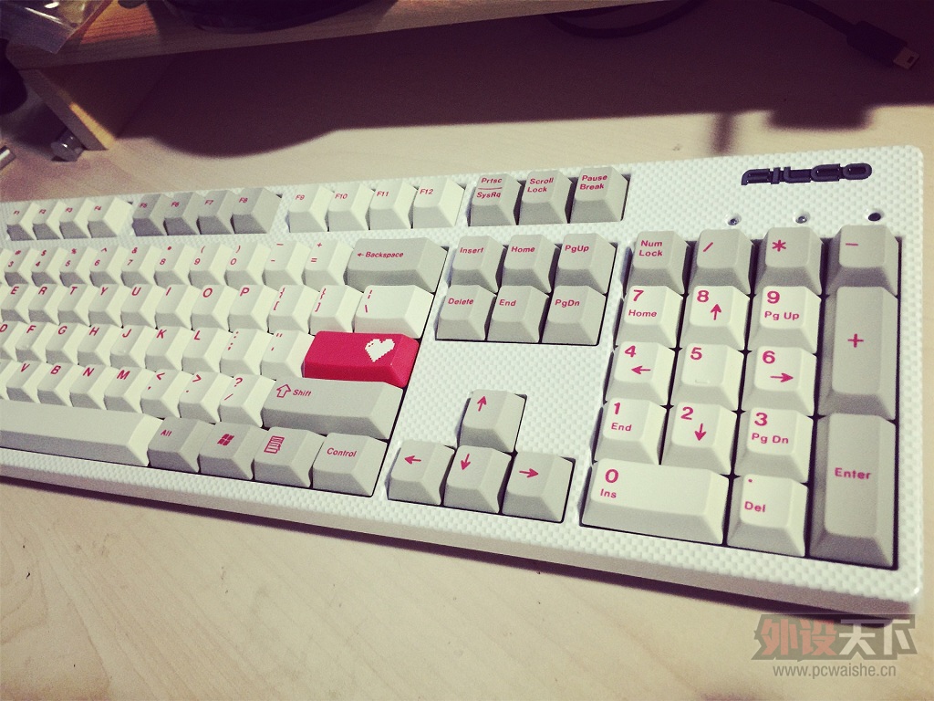 ������FPS��ǹս��Ϸ�� ��ָ��
