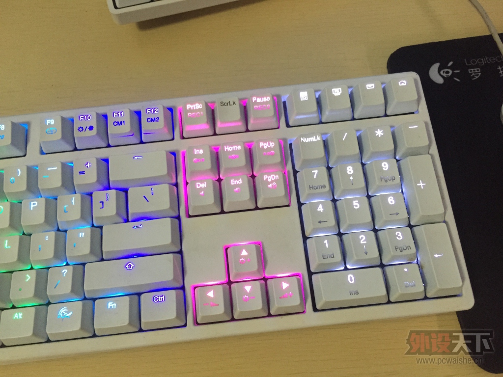 �������������潻DUCKY S3���Զ��ư�����ʺ�