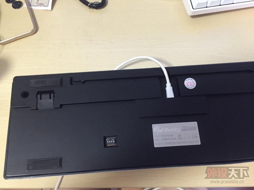 �������������潻DUCKY S3���Զ��ư�����ʺ�