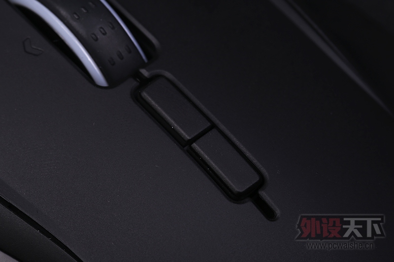 ǿROCCAT NYTHϷVS٤޼òʰϷ