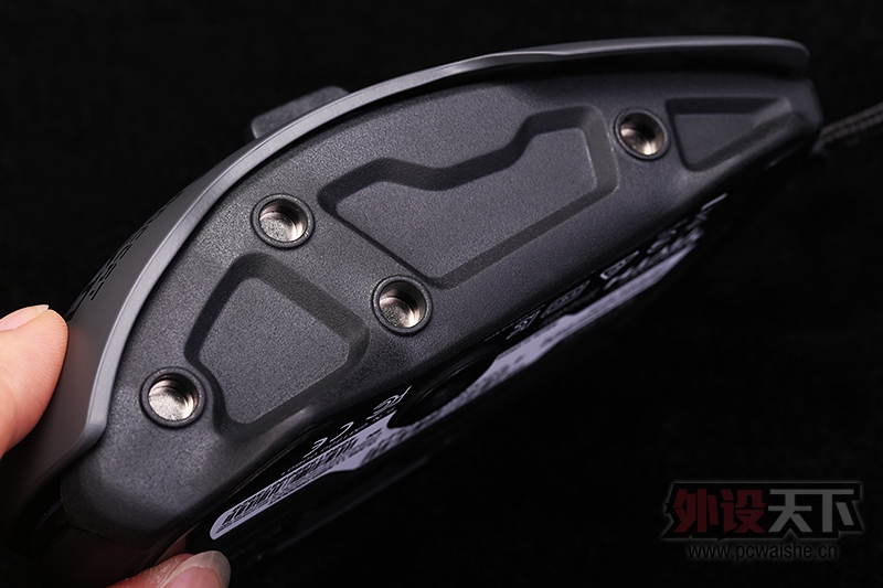 ǿROCCAT NYTHϷVS٤޼òʰϷ