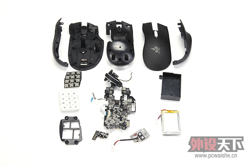 ǿROCCAT NYTHϷVS٤޼òʰϷ