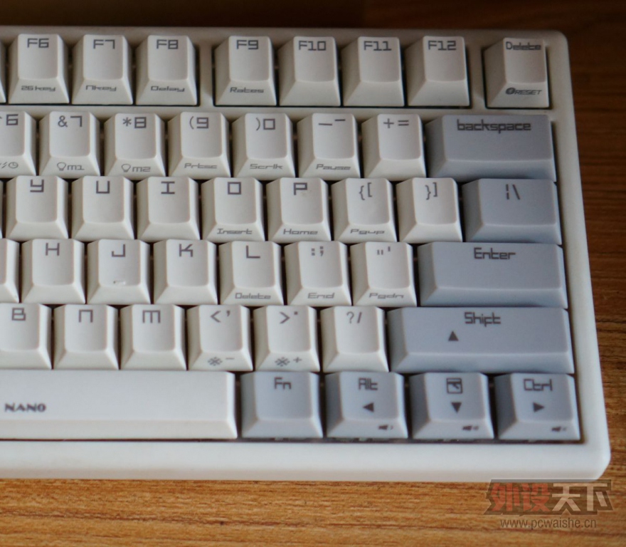 RK61���������������(��Esc��Del��)�������{AutoHotKey}