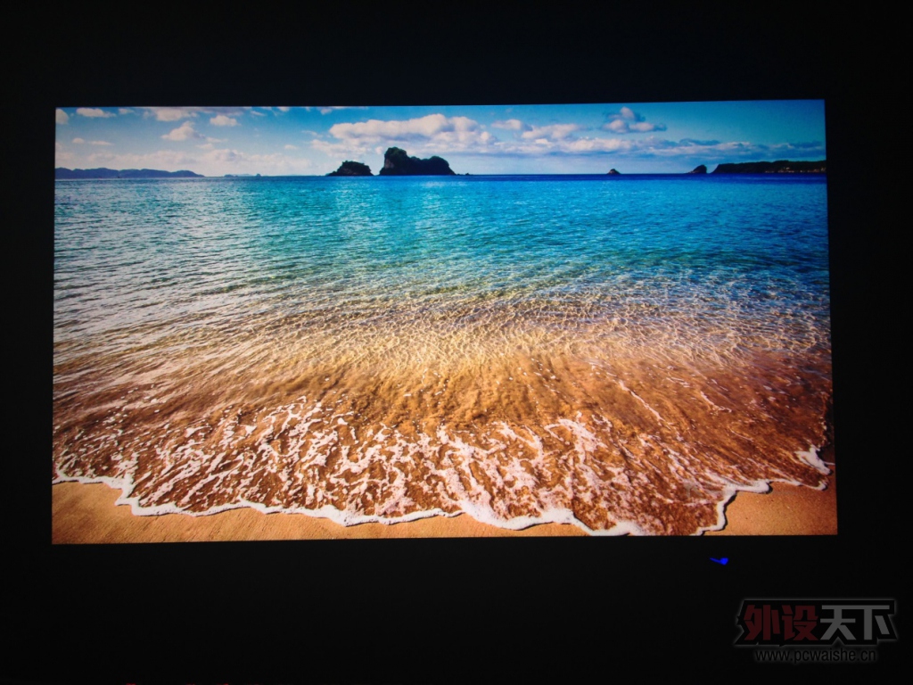 ���ڵȵ��㣬����Ĺ�ɫ����ʾ������VG2450�ײ�