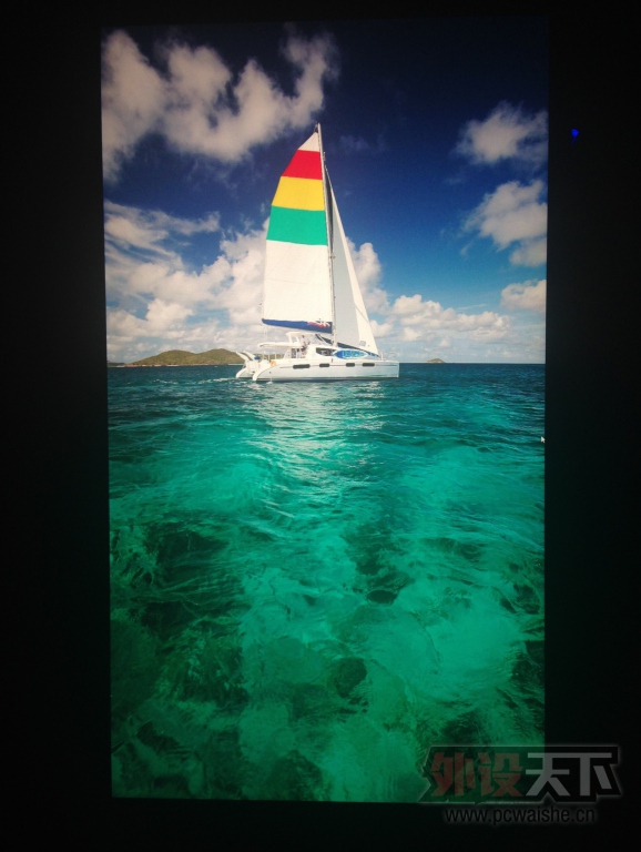 ���ڵȵ��㣬����Ĺ�ɫ����ʾ������VG2450�ײ�