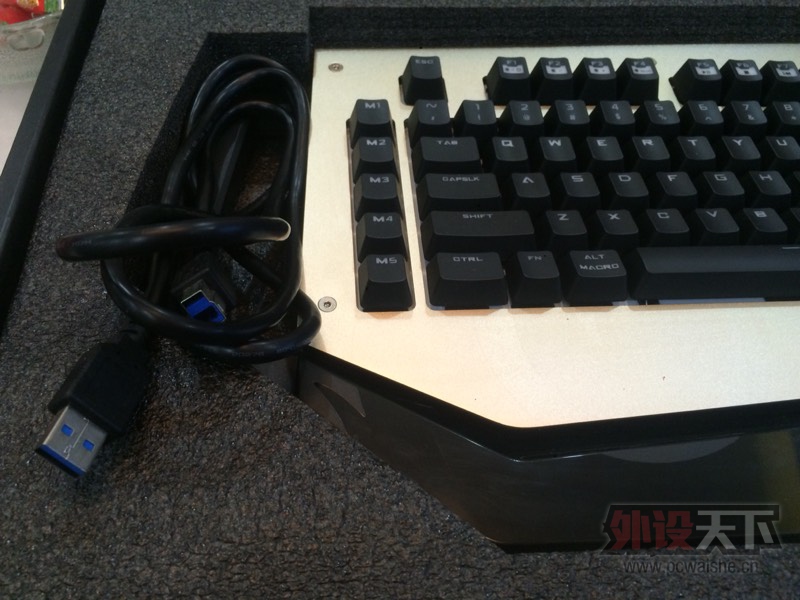 ��������������Ԫ�ؼ۸�800