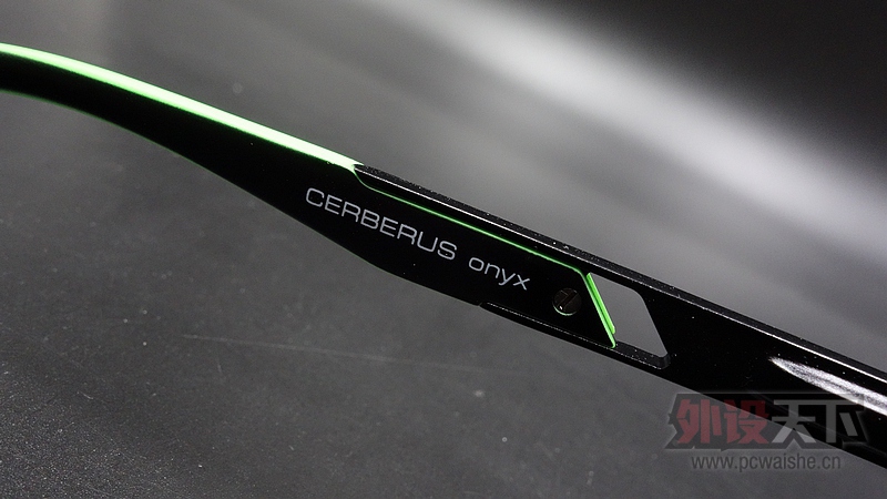 �����ĵ羺�۾���GUNNAR X Razer Cerberus������羺�۾���������