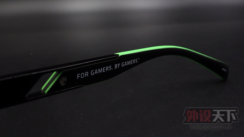 �����ĵ羺�۾���GUNNAR X Razer Cerberus������羺�۾���������