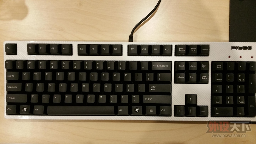 ���Ϻ���FILCO���ư�104������