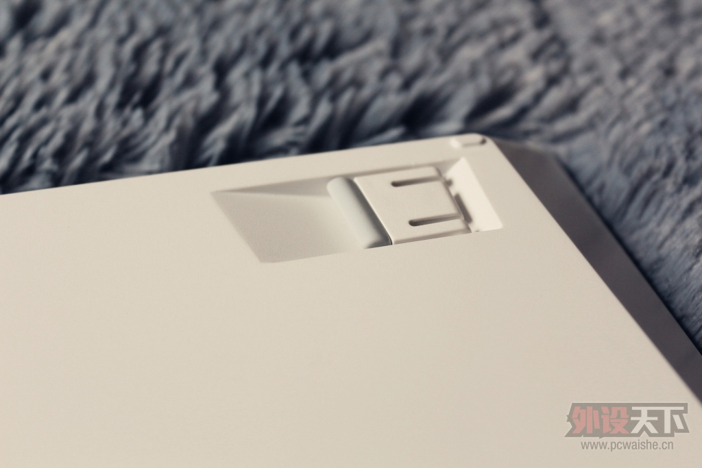 ɹ�³裬�װذ�ɫ����KX���߱����е����