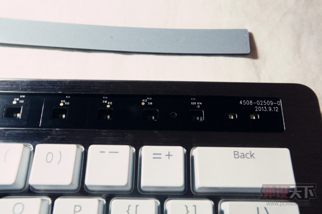 ɹ�³裬�װذ�ɫ����KX���߱����е����