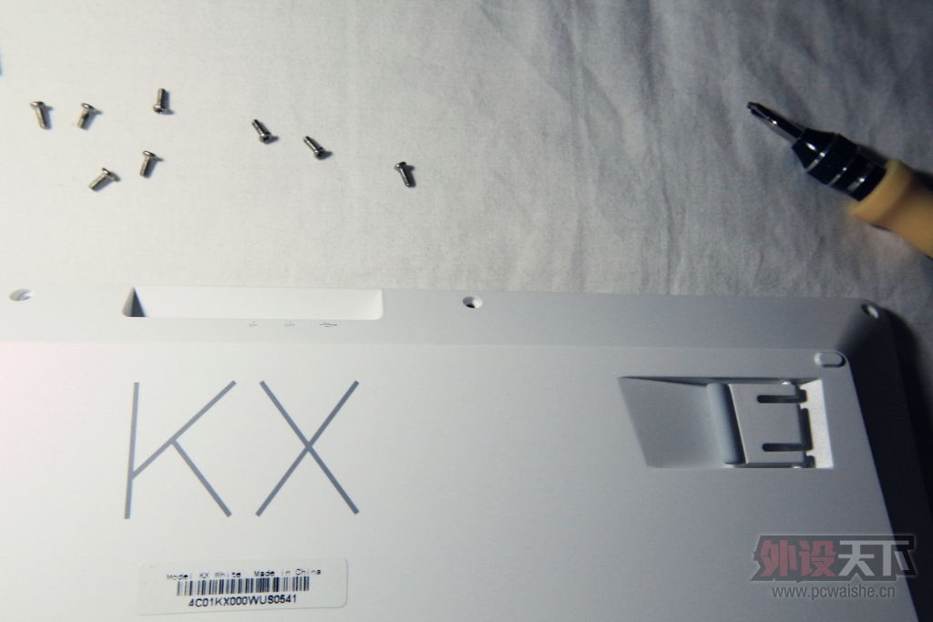 ɹ�³裬�װذ�ɫ����KX���߱����е����