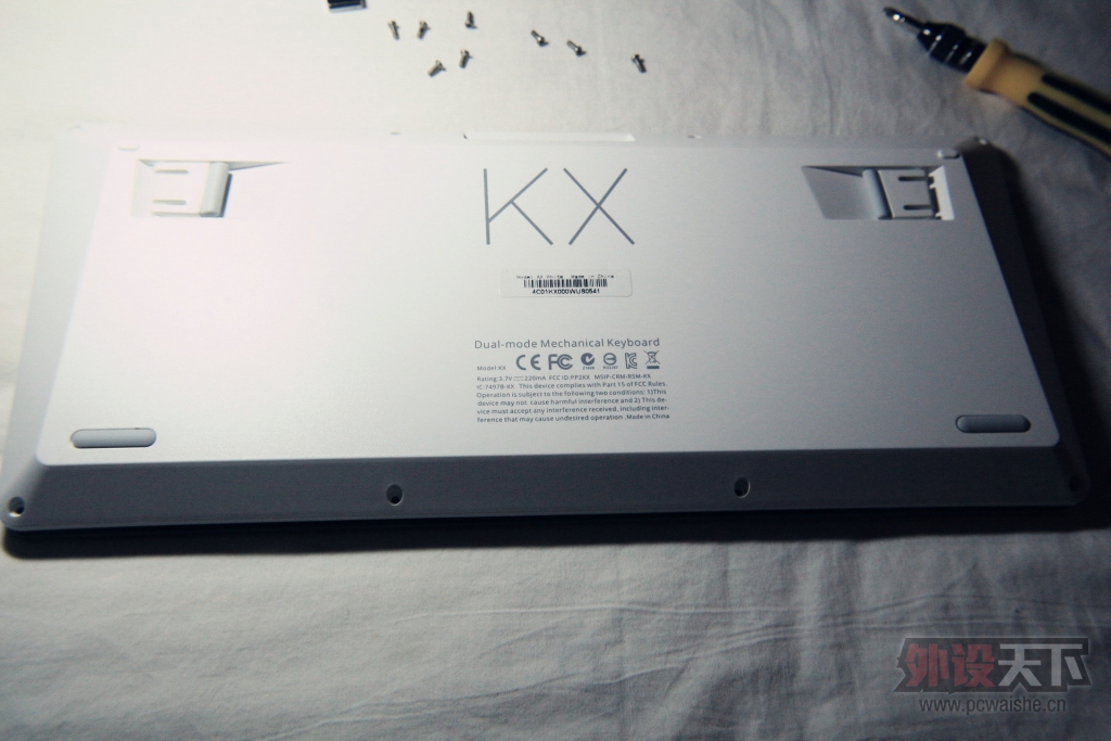 ɹ�³裬�װذ�ɫ����KX���߱����е����