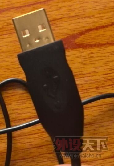 �����ݡ����·���   ��ɾ