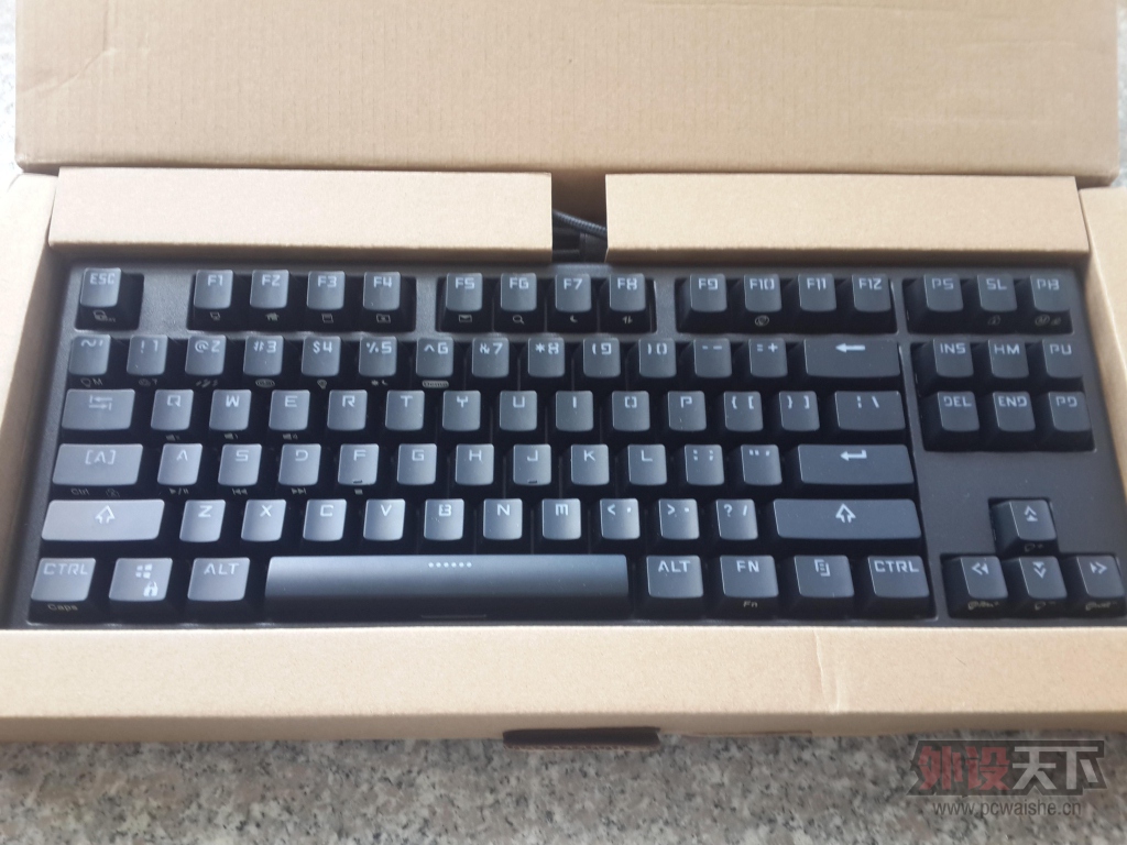 A ٹ PLUM KB87