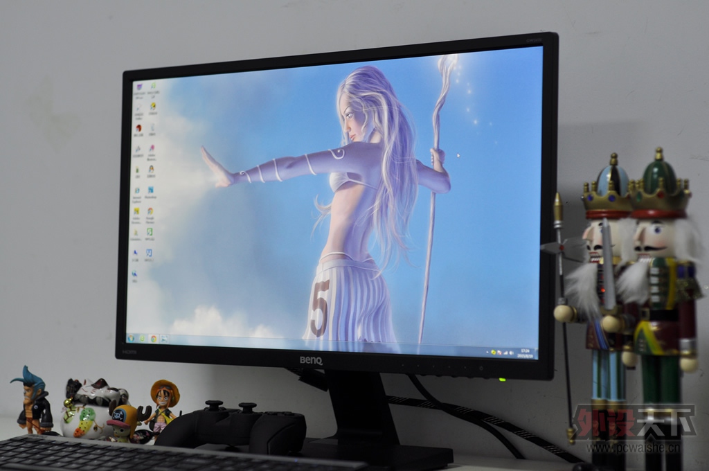��ͼʵ�����⣬ƽ����ʾ������GW2470H���÷���