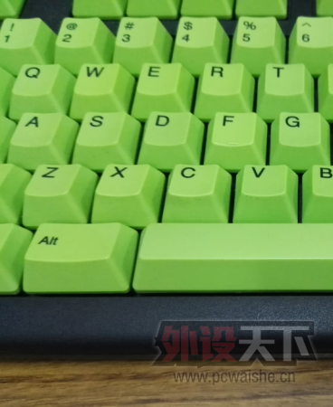 Ϊ���������ĳ����ġ���ɫ����ɫ�ܲ���