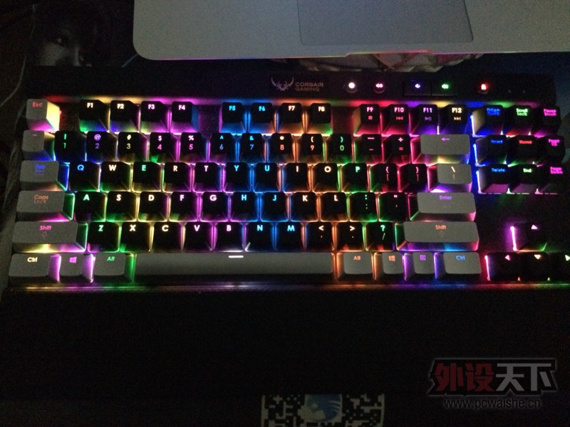 㶫k65rgbͼ һ̰ û