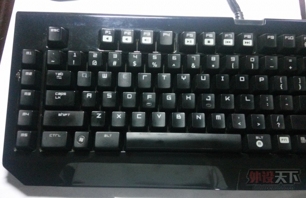 �����������ߺڹѸ��ռ�����ɫ���� ���ߺڹѸ������� ����