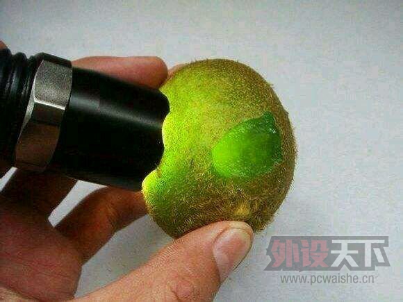 ��Щ�˾�Ȼ���Ÿ����Ҿ�Ц��