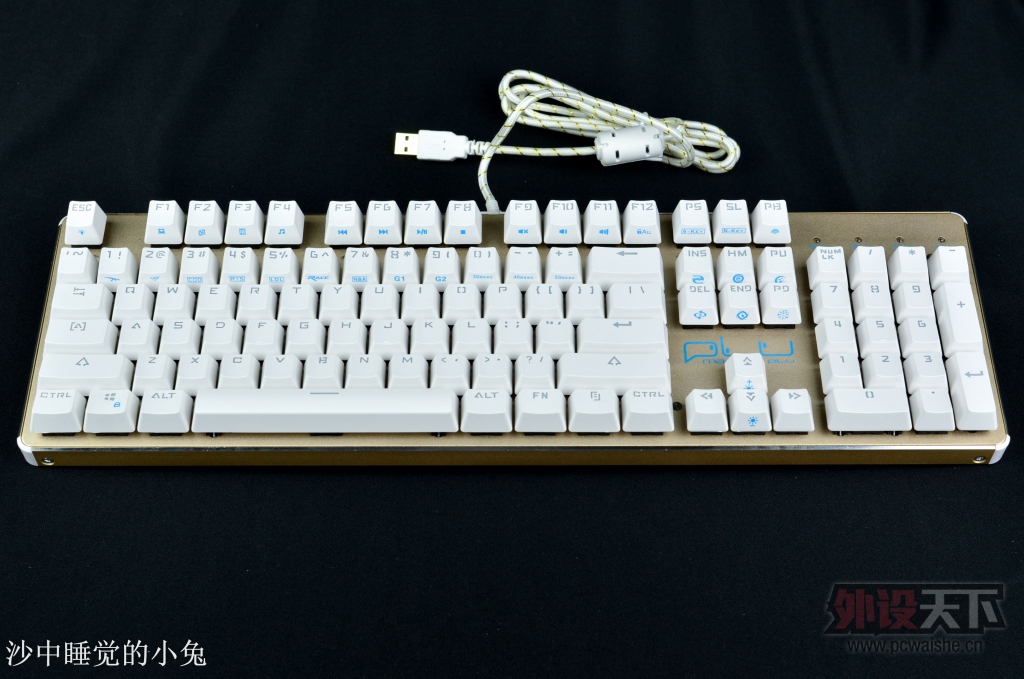 ƹسPLUе籩 PK-1100 ʦ Ľе̿⡣