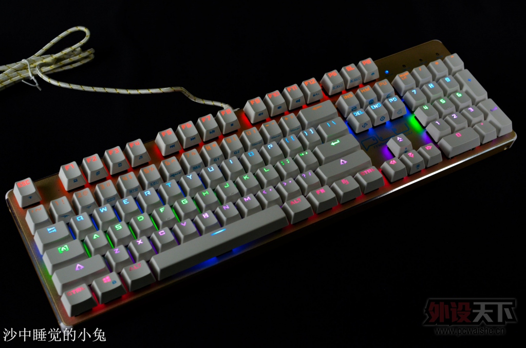 ƹسPLUе籩 PK-1100 ʦ Ľе̿⡣