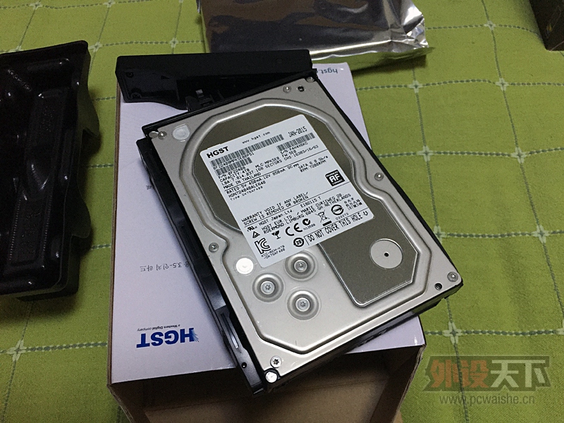 ��Ƭ�洢��ȥ�� Ⱥ�� DS1815+