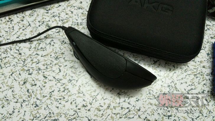 ���㶫�����Rival��� �ڱ�