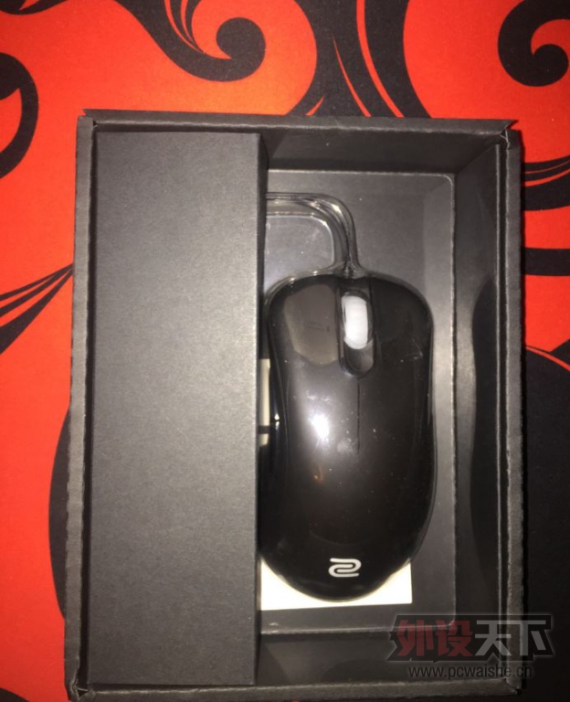 ������ؼ����̬-------ZOWIE GEAR EC1-A �������