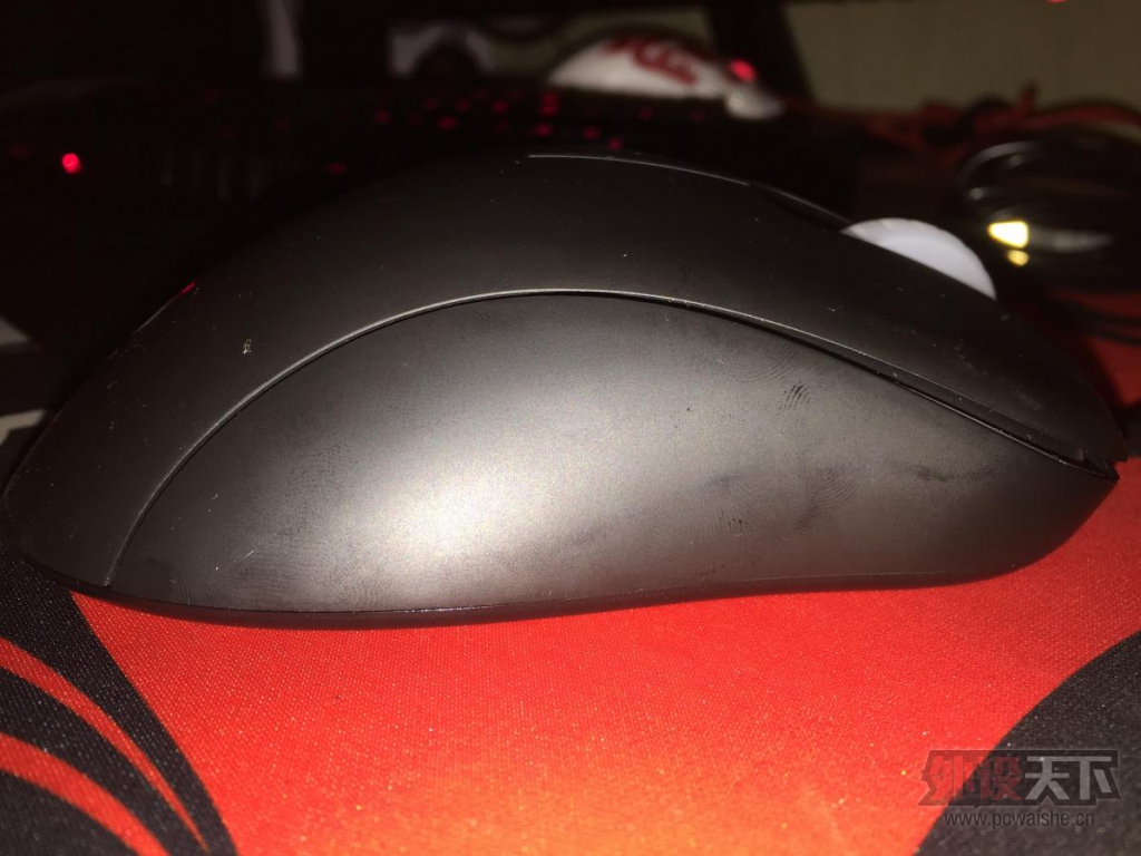 ������ؼ����̬-------ZOWIE GEAR EC1-A �������
