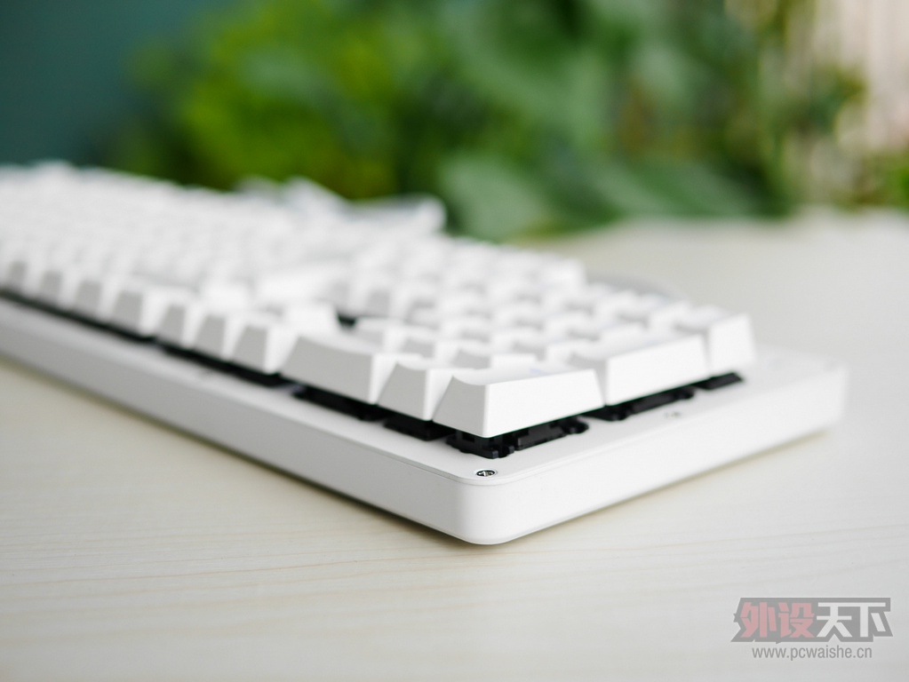 �������뱳����ײ--��Ī��K002��ʰ�����е������������