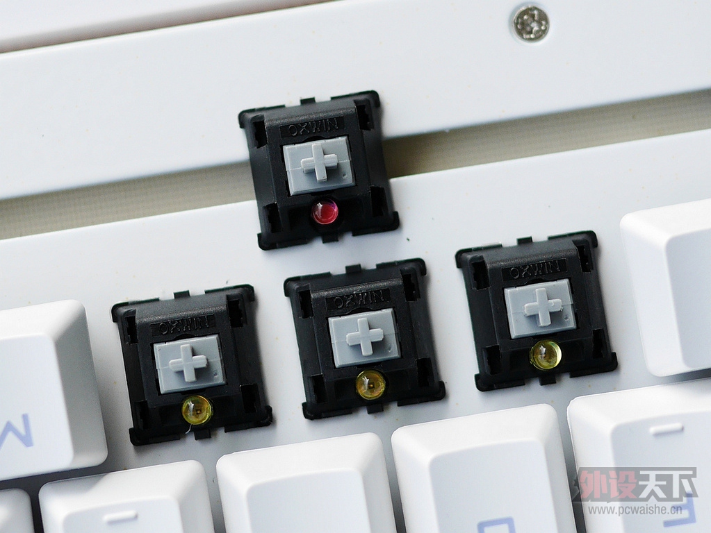 �������뱳����ײ--��Ī��K002��ʰ�����е������������