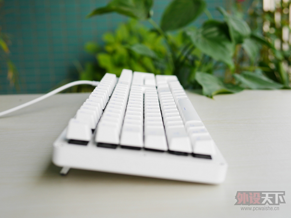 �������뱳����ײ--��Ī��K002��ʰ�����е������������