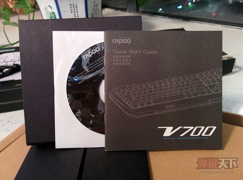 �ԹŰ�ɫ�����ᡪ���װ���V700��е���̰�ɫ����濪�����