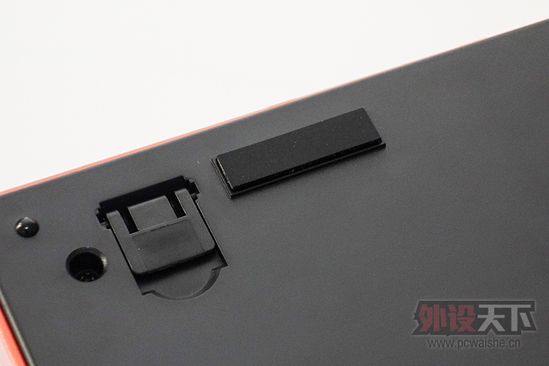 �һĨɧ�� �Ŷ���ӡ�ڰ����������е��������