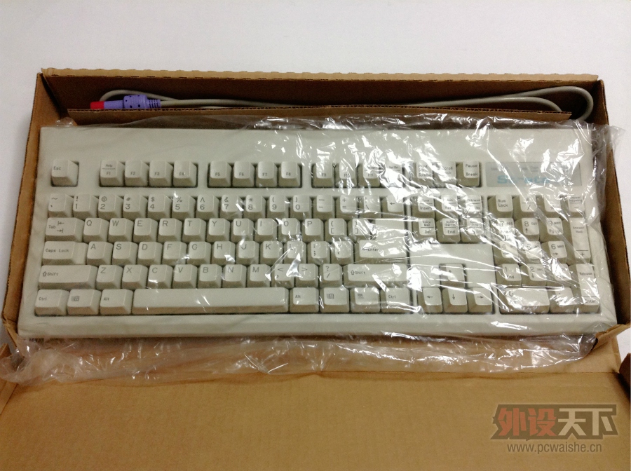 �����ա�KEY TRONIC+Steelseries 5HV2+Qpad UC-44